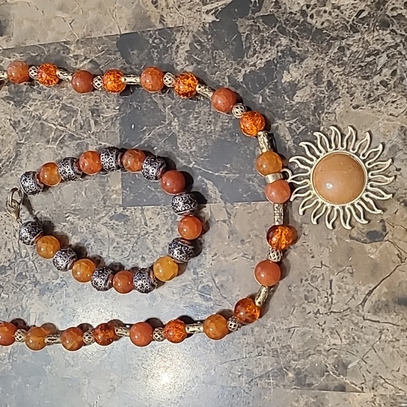 Fire agate necklace and bracelet set - Picture 4 of 4
